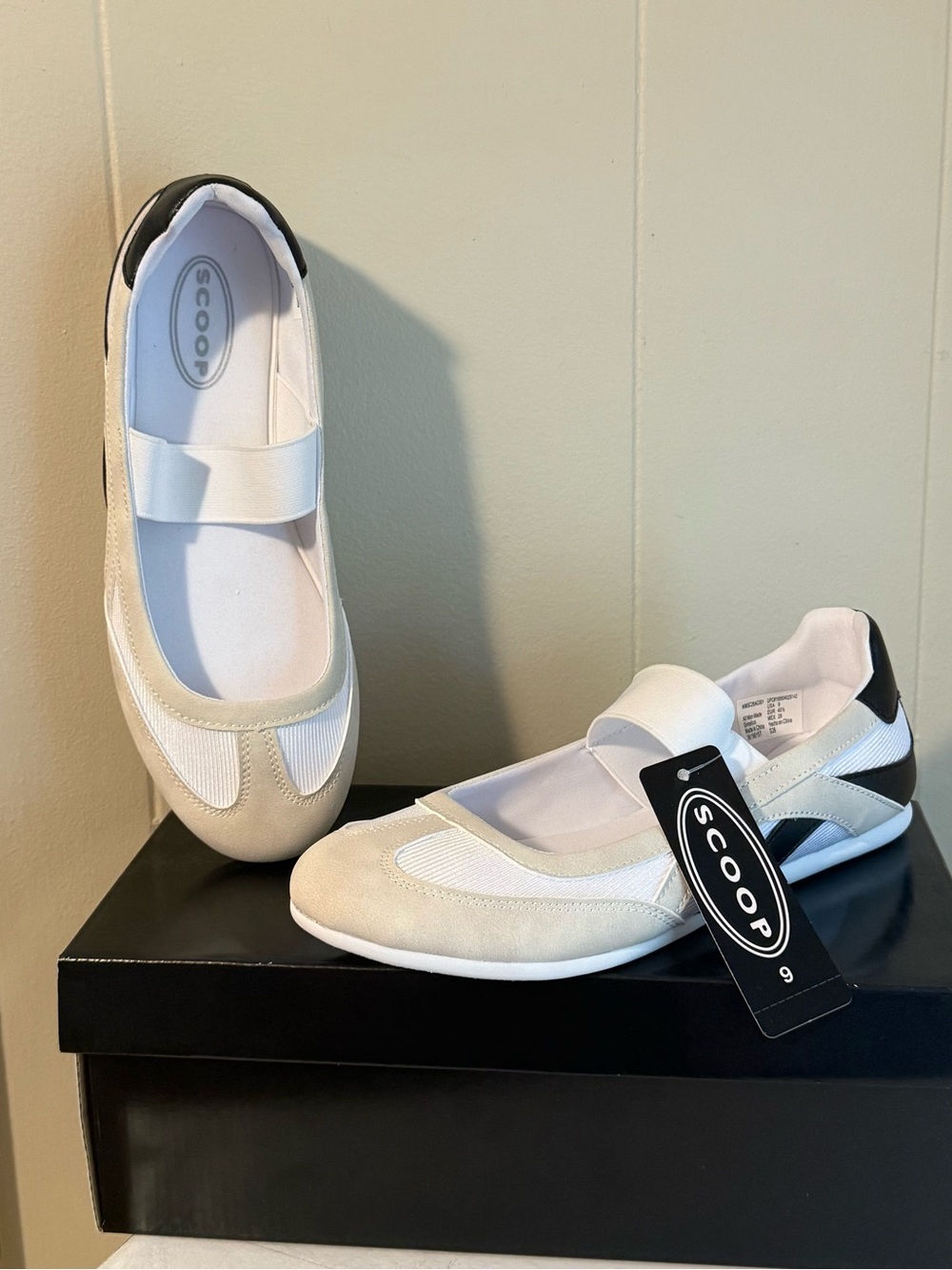 SCOOP Mary Jane Comfort Sneakers 9